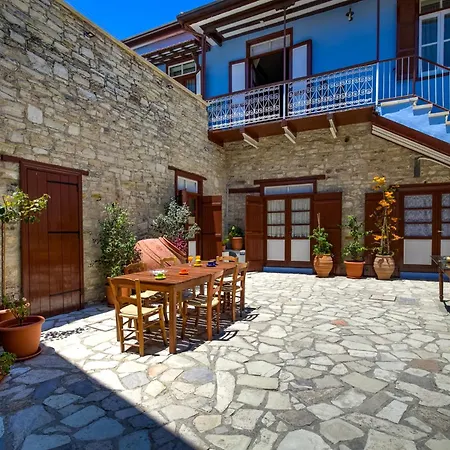 וילה Theodorou Stone House *