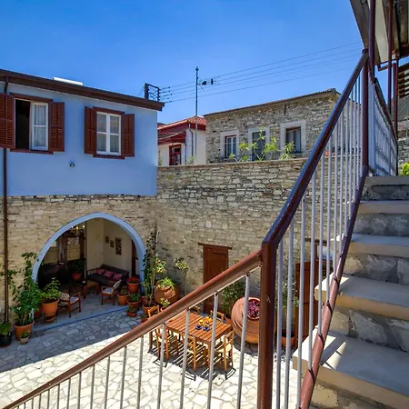 וילה Theodorou Stone House *