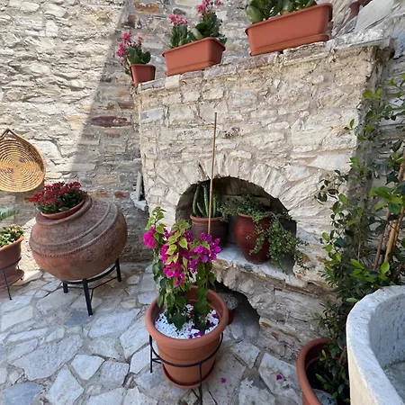Villa Theodorou Stone House *