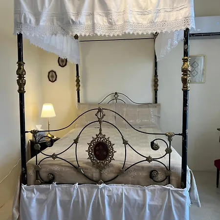 Theodorou Stone House Villa *