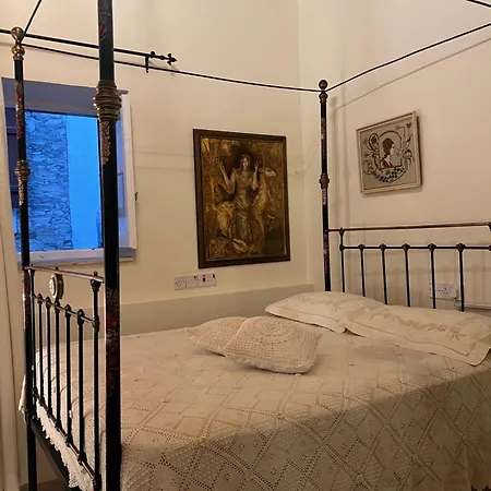 Theodorou Stone House Villa