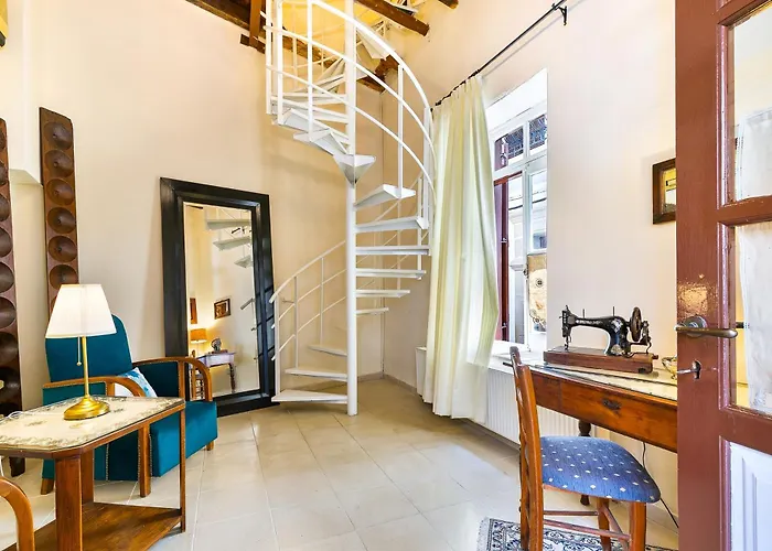 Theodorou Stone House Villa